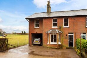 Alberta, Chesham Road, Wigginton, Tring HP23 6JE