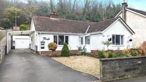 Lynville, Underhill To Marchants Hill, Gurney Slade, Radstock BA3 4TT