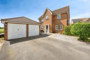 38, Blanchland Circle, Monkston, Milton Keynes MK10 9GP