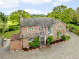 Oakwood, Newhouse Farm Lane, Church Pulverbatch, Shrewsbury SY5 8DE