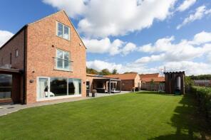 The Burrow, Crathorne Village, Yarm TS15 0BA
