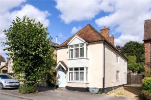 Dolphin House, High Street, Salisbury SP3 6DP