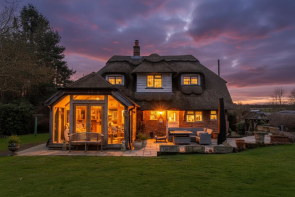 The Thatch, Mill Lane, Hassocks BN6 9HN