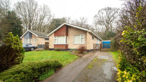 14, Lower Park Walk, Halesworth IP19 8ND