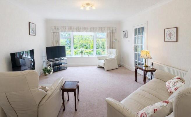 living room alt .jpg
