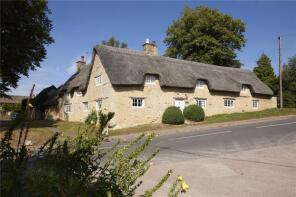 Winchcomb Cottage, Street To St Kenelms Church, Chipping Norton OX7 4NL