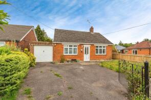 Glenside, Kennington Lane, Cadnam SO40 2NE