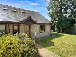 5, Heath Gardens, Brighstone, Newport PO30 4DG