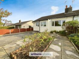 Macann, Narrow Lane, Brynford, Calcot CH8 8LH