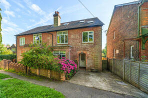 2, The Mount, Grayswood, Haslemere GU27 2DH