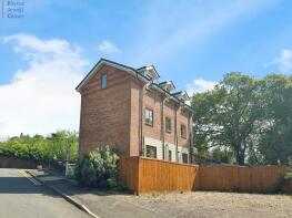 Ty Delfryn, Heol Llangeinor, Llangeinor, Bridgend CF32 8PN
