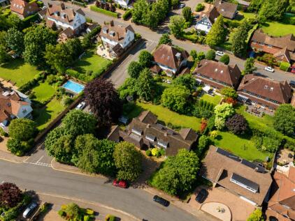 Longcroft Avenue, Harpenden, Hertfordshire, AL5
