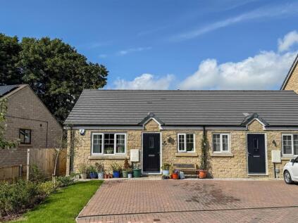 Woodlark Close, Buxton