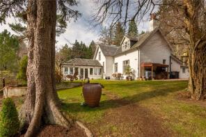 Dovecot Cottage Candacraig, Strathdon AB36 8XT