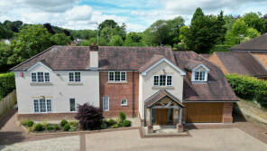 2, Sylvia Close, Great Missenden HP16 0ES