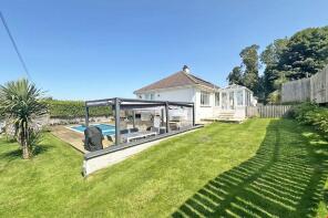 Bay Tree House, Access To Carloggas Farm, Carloggas, Newquay TR8 4EQ