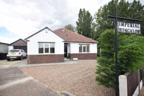 Imperial Bungalow, Pontefract Road, Thorpe Audlin, Pontefract WF8 3EL