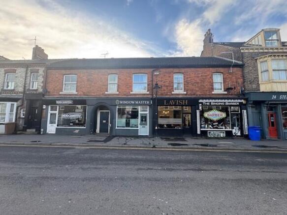 Mixed investment portfolio - For sale by auction