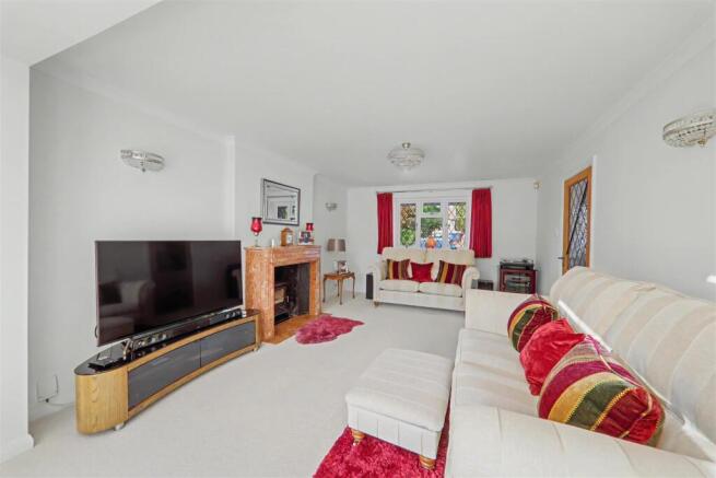 Extended Lounge