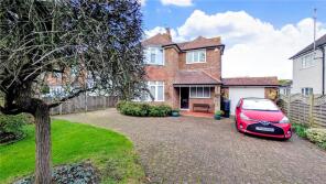 Silvertrees, Herne Lane, Littlehampton BN16 3EE