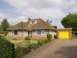 Glendale, Eagle Road, North Scarle, Lincoln LN6 9EW