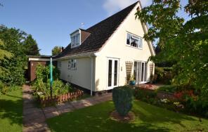 Bay Cottage, Back Way, Taunton TA4 4JB