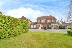 27, Priors Acre, Chichester PO18 0ER