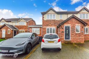 7, Lincroft Drive, Parkgate, Rotherham S62 6BD