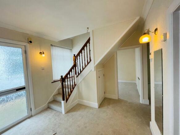 Hallway.jpg