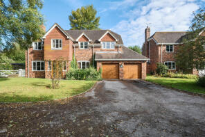 Whitegate, Burbage Road, Pewsey SN9 5LT