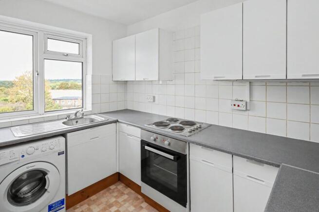 28 Barnes Court, Durham Avenue, Woodford Green, IG8 7NJ