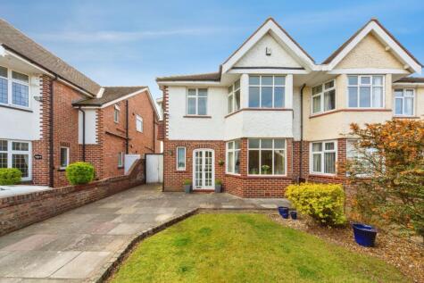 Dunbar Crescent, Southport, PR8