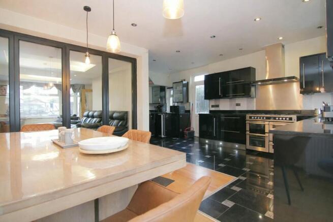 DINING KITCHEN