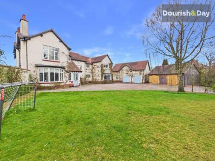 Pear Tree Lane, Whitchurch, SY13