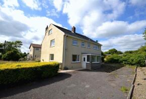 Newton Grange, C3064 Junction C3064 To Junction A4075 Cresselly, Cresselly, Kilgetty SA68 0TX
