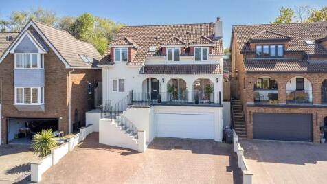 Shepherds Way, Bournemouth, BH7