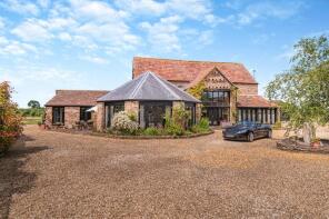 Bagstone Court Barn, Bagstone Road, Wotton-under-edge GL12 8BD