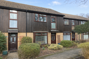 30, Maple Close, Aldershot GU12 5JZ