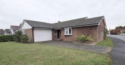 Trileo, Leafy Way, Hutton, Brentwood, Essex, CM13 2QW