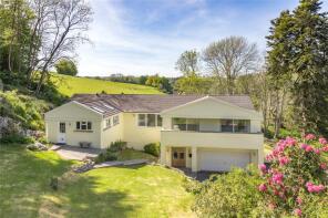 Combe House, Black Post Cross At A381 To Combepark Cross, Totnes TQ9 6LW