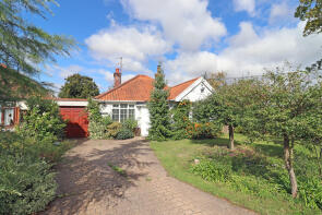 Hawthorns, Old London Road, Ipswich IP8 3JF