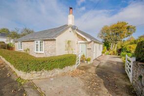 Cosy Cottage, A5026 Lloc To A5151 Pen Ffordd Llan Roundabout, Holywell CH8 8RG