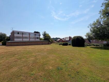 Alpine Court, Kenilworth