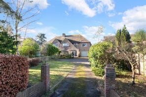 4, Hayes Cottages, Church Lane, Headley KT18 6LR