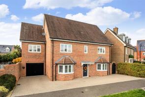 15, Ellis Road, Horsham RH12 3GH