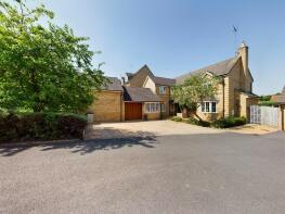87, Northampton Road, Towcester NN12 7AH