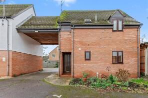 Flat 5, Norluck Court, Watery Lane, Shipston-on-stour CV36 4RS