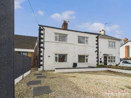 Ivy House, Top Road, Summerhill, Wrexham LL11 4TA