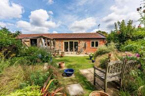 13, Laurel Farm Barns, Market Street, Norwich NR12 8QY