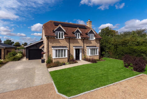 Canfield Road, Little Canfield, Bishop's Stortford, Essex, CM22